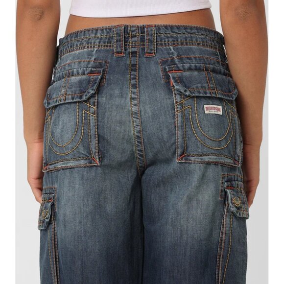 True Religion Big T Cargo Pants Women’s 29 Low Rise Baggy Jeans Embroidered Y2K - Picture 9 of 16